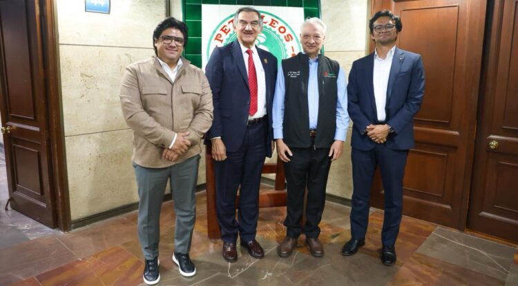 Revisan gobernador Américo Villarreal y director de Pemex proyectos estratégicos para Tamaulipas