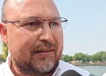 Saneamiento va en serio: Secretario de Gobierno firma convenio en La Pedrera