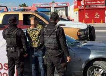 Guardia Estatal asegura a hombre y vehículo con presuntos indicios de narcomenudeo en Reynosa