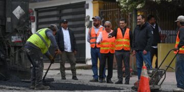 Intensa jornada del Plan Emergente de Bacheo en la calle Matamoros.