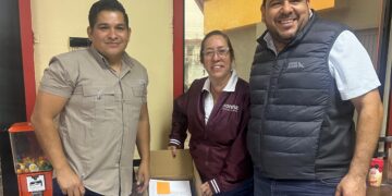 Entrega PT a MORENA seis mil firmas recabadas en Reynosa.