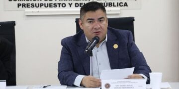 Avalan comisiones paquete fiscal del estado 2026;  reasignan 230 mdp del presupuesto