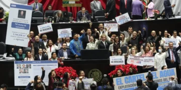 Diputados avalan nueva Ley General de Aguas en medio de tensión y reclamos