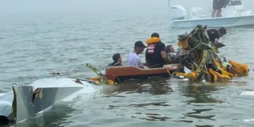 🚨 Tragedia aérea en Texas: confirman 6 muertos y solo 2 sobrevivientes tras accidente en Galveston ✈️