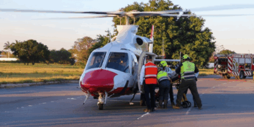 CRUM Tamaulipas realiza traslado aéreo tras accidente carretero