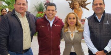 Se reúne Lalo Gattás con  sindicatos de trabajadores municipales en el Estado.