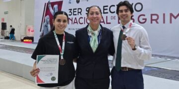 Destacan estudiantes de la UAT en Nacional de Esgrima
