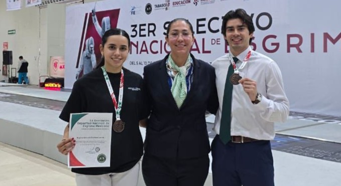 Destacan estudiantes de la UAT en Nacional de Esgrima
