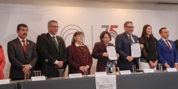 Inaugura rector Dámaso Anaya el Parque Universitario de Softbol de la UAT