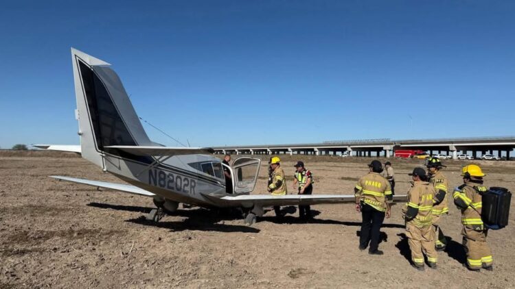 Aeronave realiza aterrizaje de emergencia cerca del Puente Internacional de Pharr