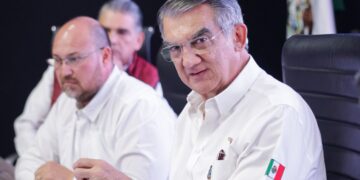 Gobernador Américo Villarreal impulsa atención integral para mujeres desde la Mesa de Paz