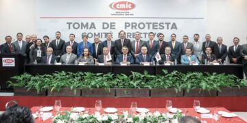 Asiste Américo Villarreal a la renovación de la CMIC y llama a construir el futuro de Tamaulipas
