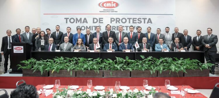 Asiste Américo Villarreal a la renovación de la CMIC y llama a construir el futuro de Tamaulipas