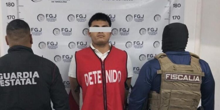 Guardia Estatal detiene a dos presuntos responsables de robos a tiendas en Ciudad Victoria