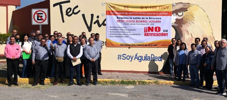 Maestros y estudiantes se manifiestan en el Tecnológico de Ciudad Victoria; exigen no ratificar a directora