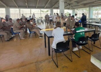 Vacunan a más de 600 PPLs contra el sarampión en el CEDES Altamira