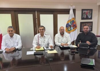 Coordina el gobernador acciones para mantener el orden en el estado