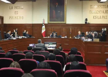 SCJN da luz verde a orden de aprehensión contra Cabeza de Vaca