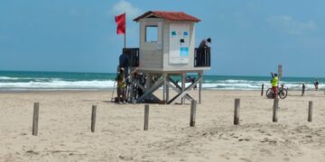 Refuerza Tamaulipas vigilancia ambiental ante presencia de hidrocarburos en costas del sur