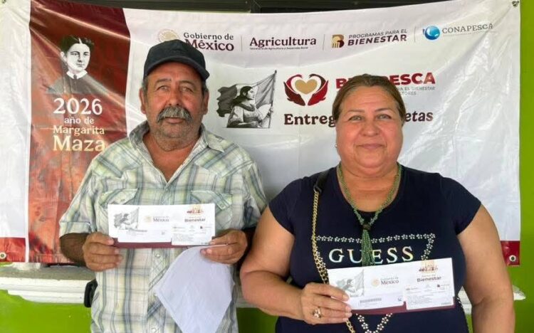 Entregan tarjetas del programa BienPesca a más de 700 pescadores en Soto la Marina