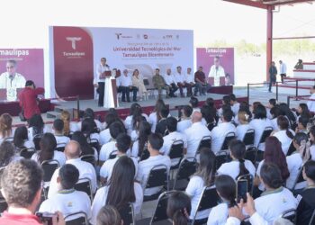 Entrega Américo obras por más de 19 mdp en la UTMAR y destaca modelo educativo humanista