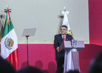 En su Cuarto Informe, el gobernador Américo Villarreal exhortó a evitar la reacción de aquellos que pretenden, desde las noticias falsas, abrir de nuevo el espacio a las oligarquías