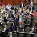 Diputados aprueban eliminar “pensiones doradas” en México; va por Pemex y CFE