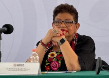Sacudida en la FGR: Ernestina Godoy exige renuncia masiva de delegados en varios estados