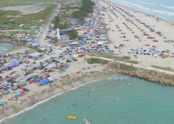 Cobro de $70.00 pesos a la Playa La Pesca genera críticas por falta de transparencia y estimaciones millonarias en Soto la Marina