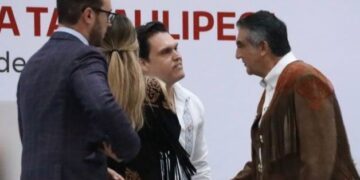 🇲🇽 Honores a la Bandera y orgullo por la Cuera Tamaulipeca marcan el arranque de semana en Victoria
