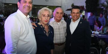 Con su fuerza y capacidad, las mujeres transforman a Victoria: Lalo Gattás.