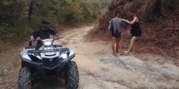 Rescate en Los Troncones: Guardia Estatal localiza a tres personas tras caminar horas en la sierra
