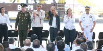 Acompaña Américo Villarreal a Claudia Sheinbaum en conmemoración de la Expropiación Petrolera