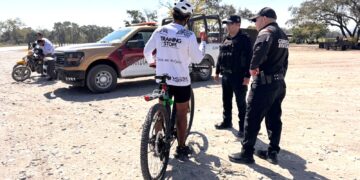 Guardia Estatal resguarda rodada ciclista en carretera Tula–Ocampo