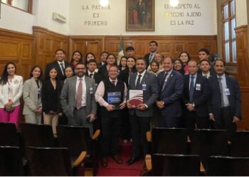 Estudiantes de la UAT fortalecen su formación en la SCJN y la Cámara de Diputados