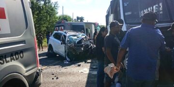 ÚLTIMA HORA: Fuerte accidente en la carretera a La Pesca; reportan dos fallecidos y alrededor de 10 heridos