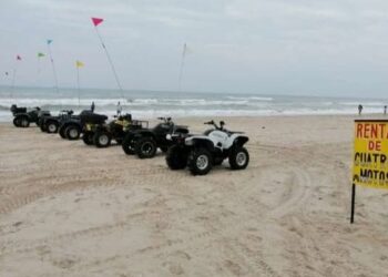 Turistas denuncian presuntos abusos en renta de motocicletas en Playa La Pesca