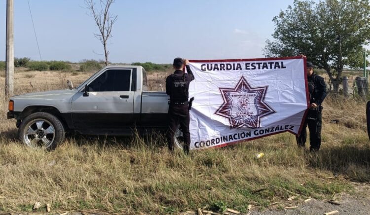 Guardia Estatal recupera camioneta con reporte de robo en carretera Tampico-Mante