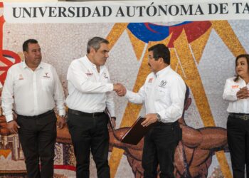 Apoyará la UAT a estudiantes del COBAT en áreas de psicología, enfermería y educación