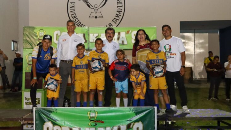 Con gran éxito inaugura Dámaso Anaya el estatal de la Copa Kama’s de fútbol