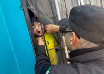 Evitan tragedia en nuevo laredo: rescatan a menor en riesgo de asfixia