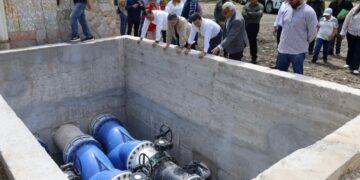 Se mejora en La Peñita calidad y suministro de agua a la población.