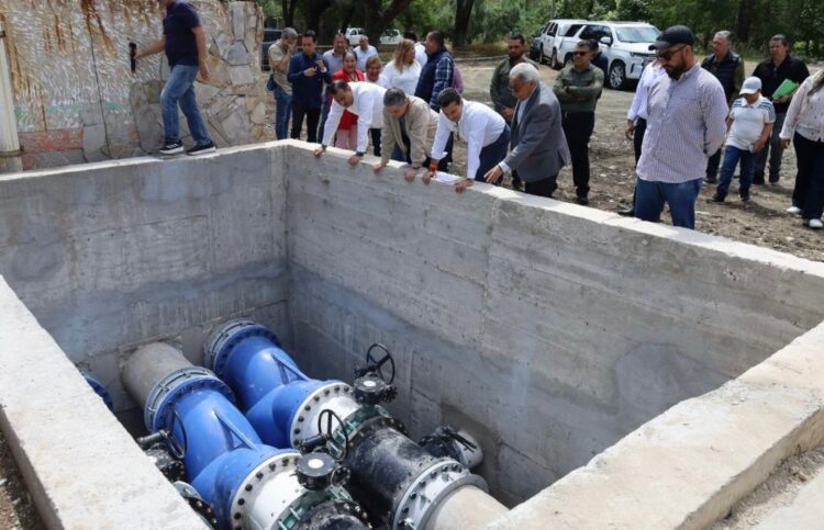 Se mejora en La Peñita calidad y suministro de agua a la población.
