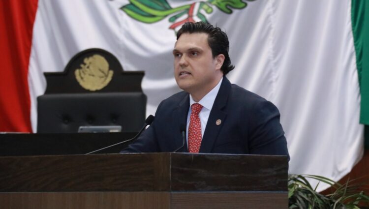 Presenta presidente de la JUGOB iniciativas sobre adultos mayores y uso de información en Seguridad Pública