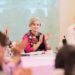 *Dialogan Américo y María de Villarreal con habitantes de los polígonos de atención de Lazos del Bienestar*