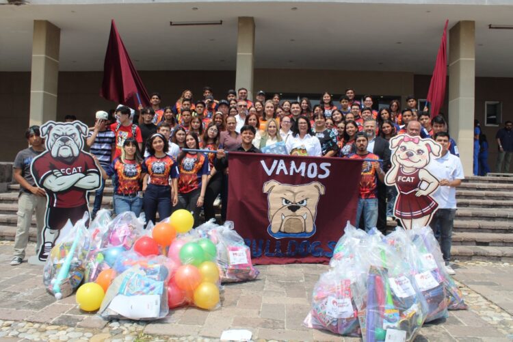 Entrega UAT juguetes a niñas y niños con la jornada “Alegrando Corazones”