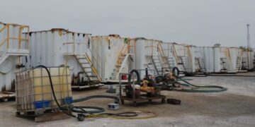Golpe al huachicol en Tamaulipas: aseguran 60 mil litros de combustible y desmantelan centro ilegal en Matamoros