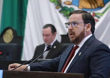 Consolida educación las bases para el bienestar con justicia social