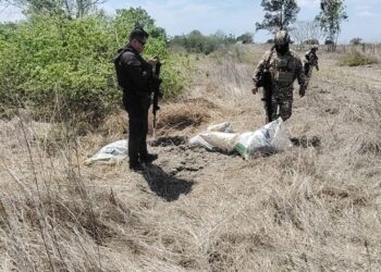 Localiza Guardia Estatal toma clandestina de combustible en González