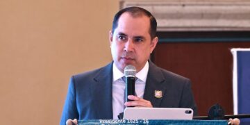 Participa secretario de Finanzas en encuentro rotario y destaca saneamiento financiero de Tamaulipas